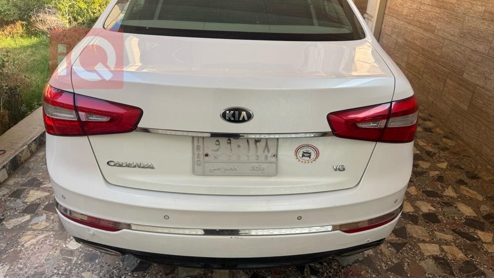 Kia Cadenza